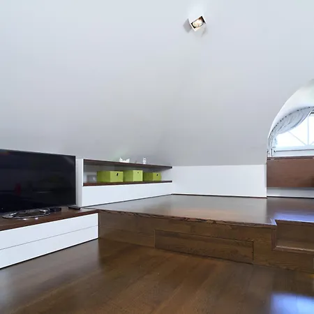 Luxury Baron Fon Fersen