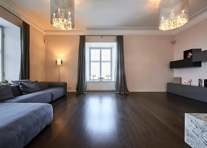 Luxury Baron Fon Fersen *