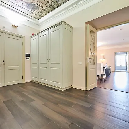 Luxury Baron Fon Fersen Apartment Reval